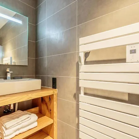 Les Terrasses De La Vanoise - Nouveau ! 4 Pers. Les Terrasses De La Vanoise B01 Mae-3511 Apartment La Plagne